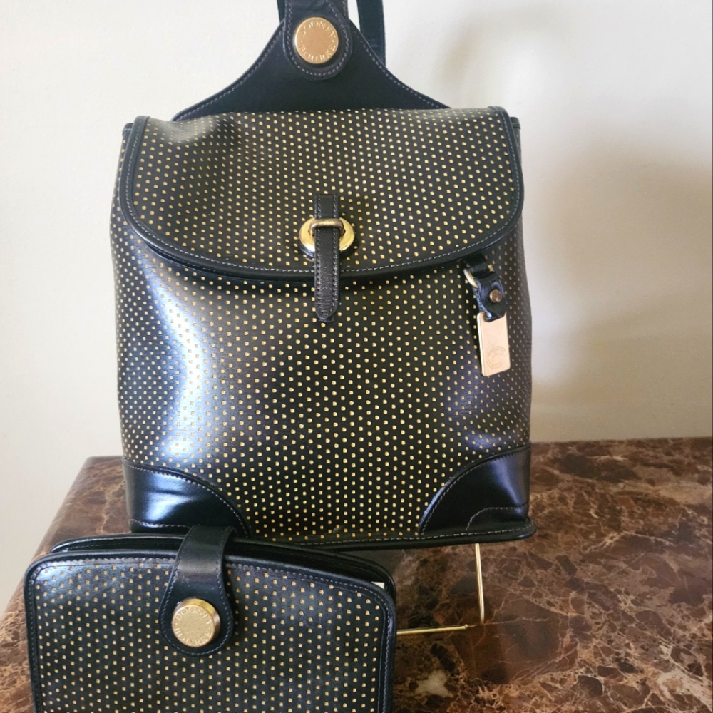 Dooney & Bourke Vintage Cabriolet Backpack & Wallet EUC